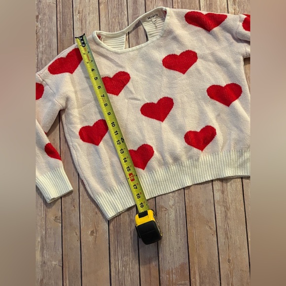 Red Heart Patterned Sweater - Picture 3 of 5